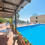 Hotel Maremonti 3*