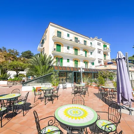 Maremonti Hotel