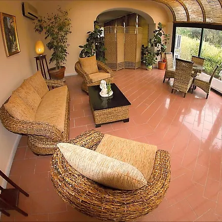 Maremonti Hotel 3*